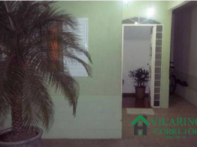 Casa para Venda em Belo Horizonte - 2