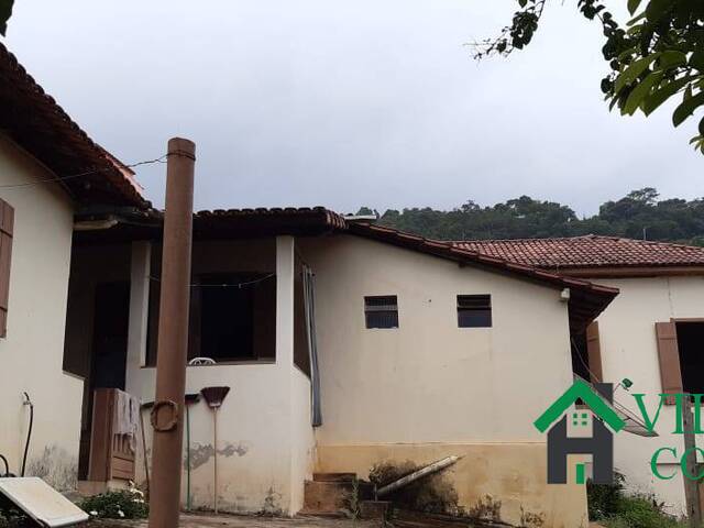 Casa para Venda em Peçanha - 4