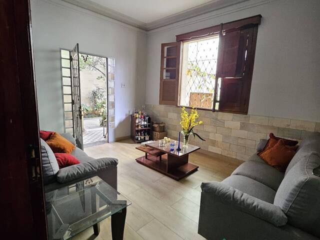 #4315 - Casa para Venda em Belo Horizonte - MG - 2