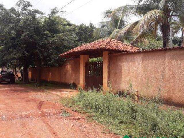 #3014 - Casa em condomínio para Venda em Felixlândia - MG - 2
