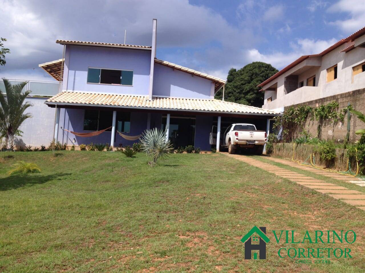 Casa à venda em Morada Nova de Minas-MG
