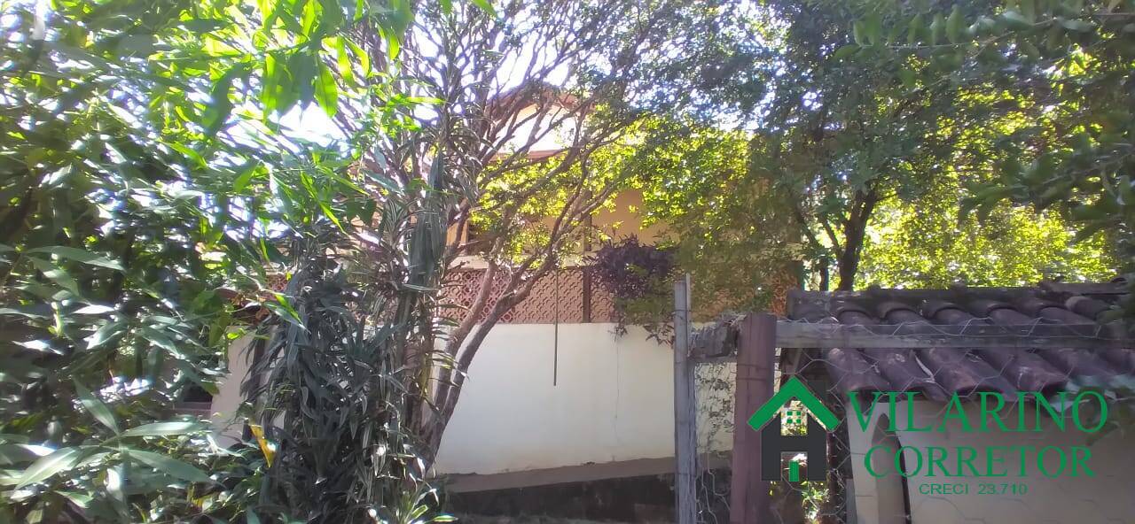 Casa à venda com 3 quartos, 143m² - Foto 4