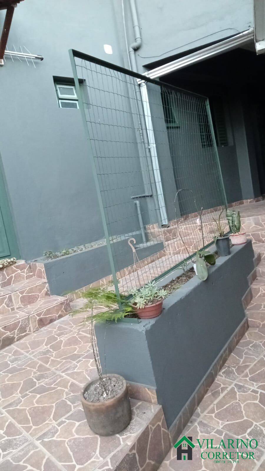 Casa à venda com 9 quartos, 300m² - Foto 25