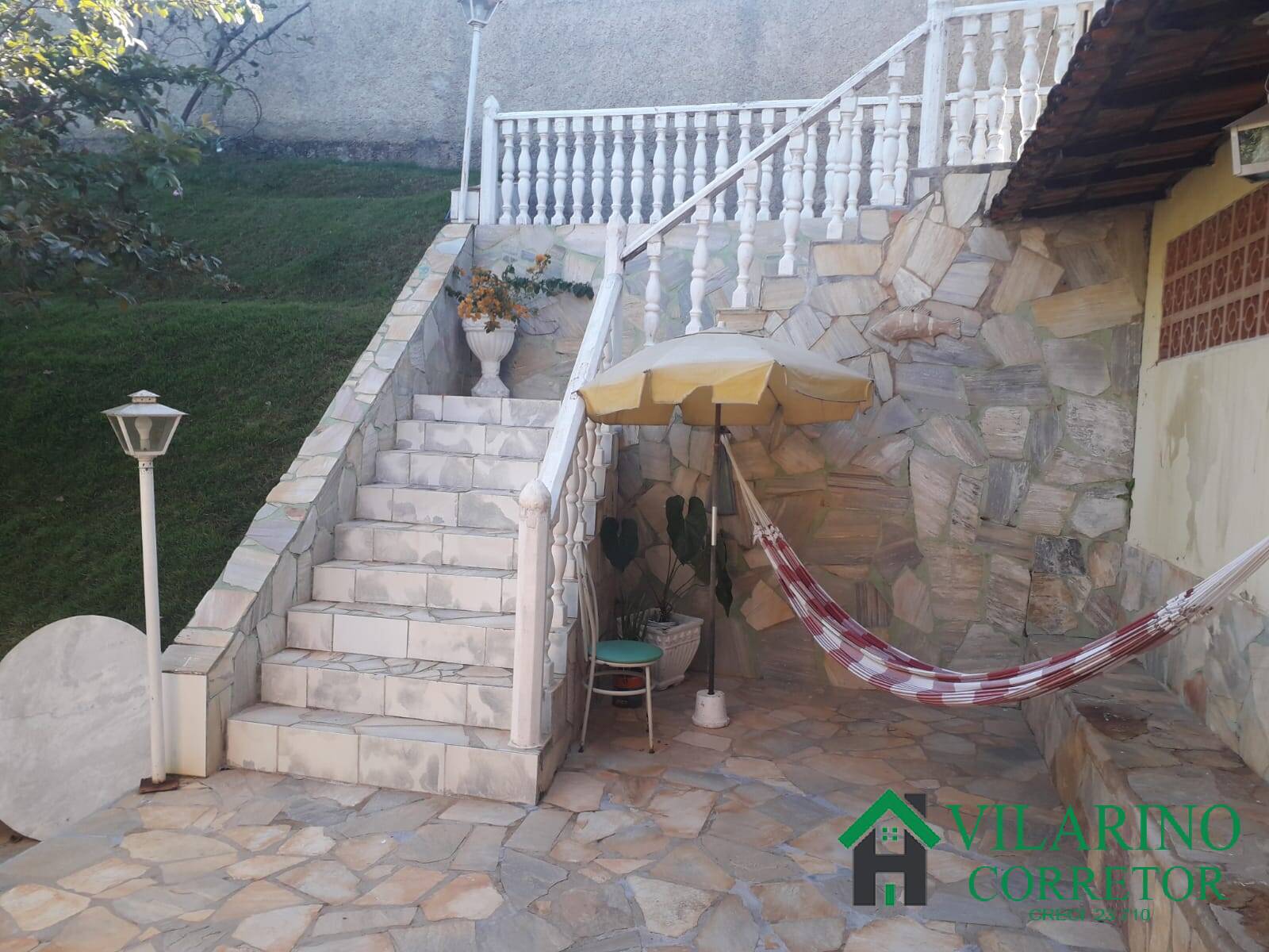 Casa à venda com 4 quartos, 720m² - Foto 9