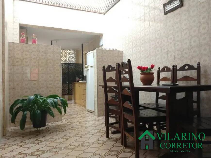 Casa, 4 quartos, 246 m² - Foto 3