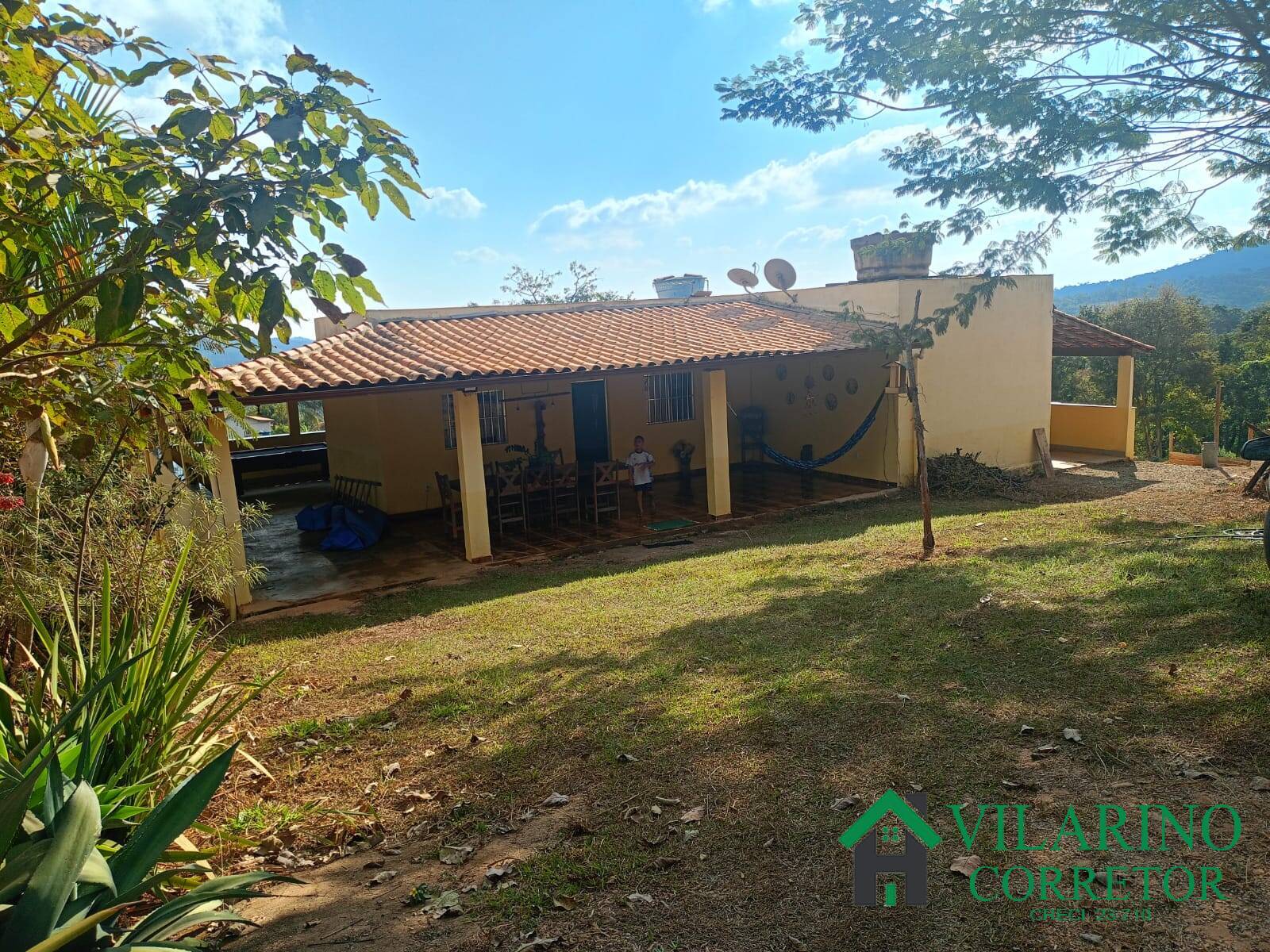 Chácara, 2 quartos, 2500 m² - Foto 1