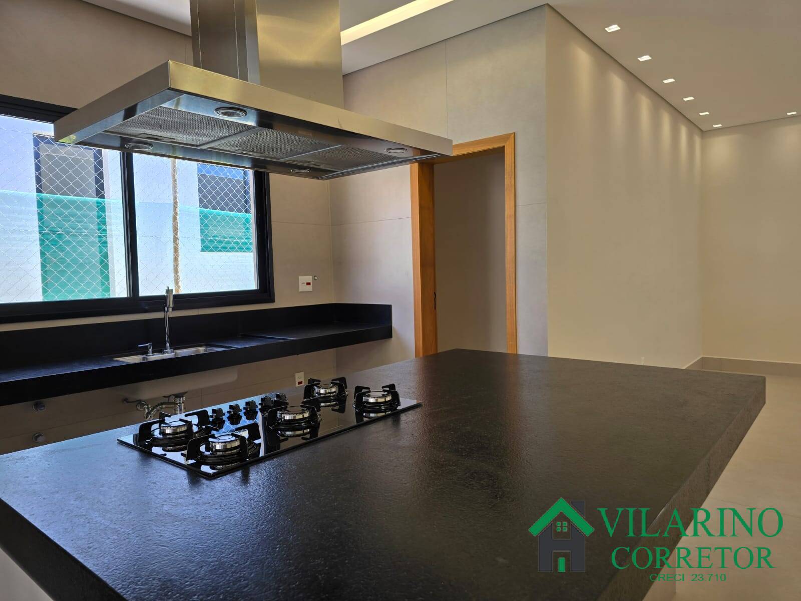 Casa, 4 quartos, 225 m² - Foto 24